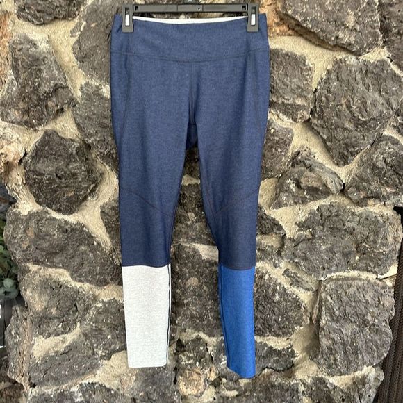 Outdoor Voices Women's Leggings Blue Size medium - Picture 1 of 3